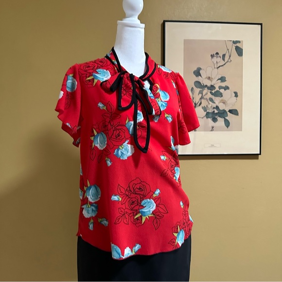 ♥️Kaii Los Angeles Floral Print Tie-Neck Blouse - Size S - Picture 5 of 11